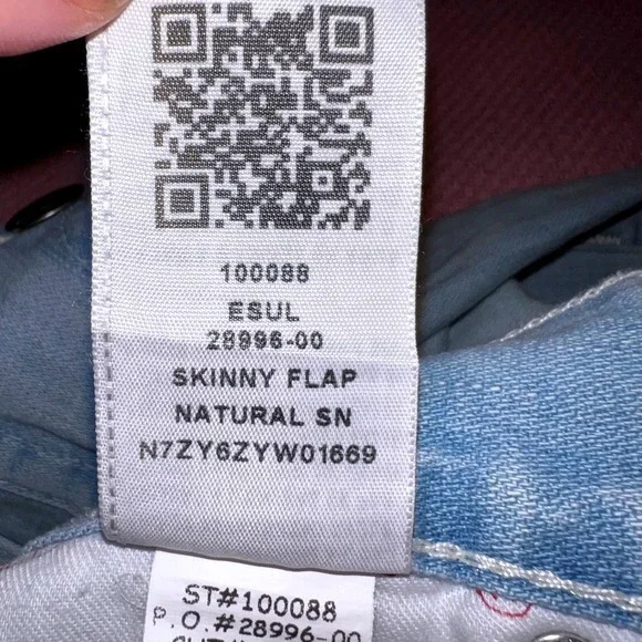 True Religion Relaxed Straight Light Wash Jeans size 33 - Picture 7 of 8